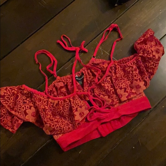 🌹FLL Red Rosemary Crop Top🌹 - Picture 4 of 6